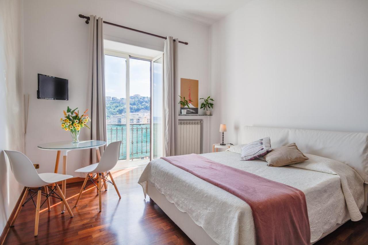 Frühstückspension Napolicentro Mare - Sea View & 2*