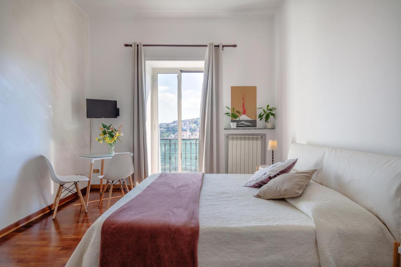 Frühstückspension Napolicentro Mare - Sea View & 2*
