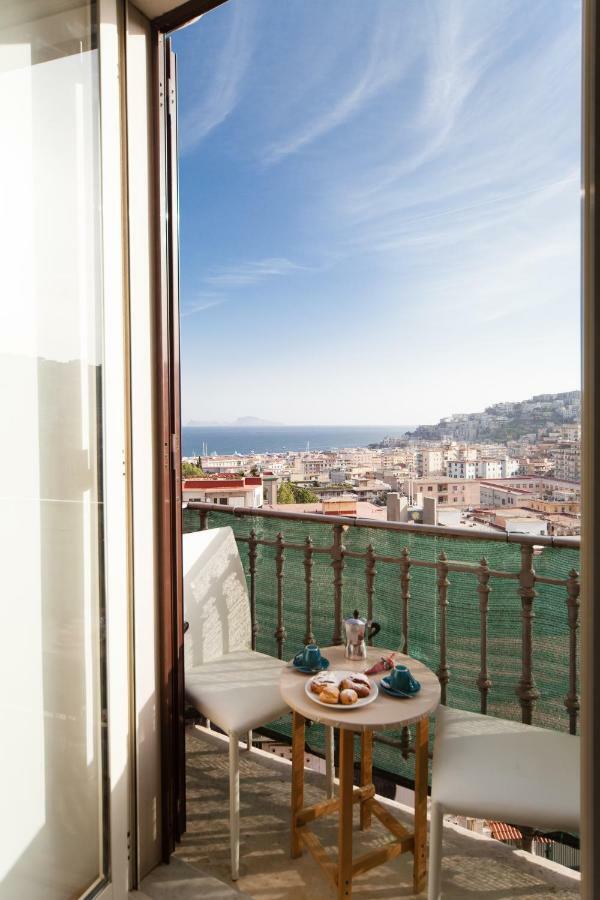 Bed & Breakfast Napolicentro Mare - Sea View Rooms&suites